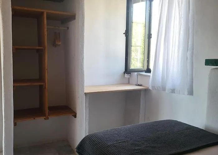 Stone House With Pool - Entire Floor Daire *